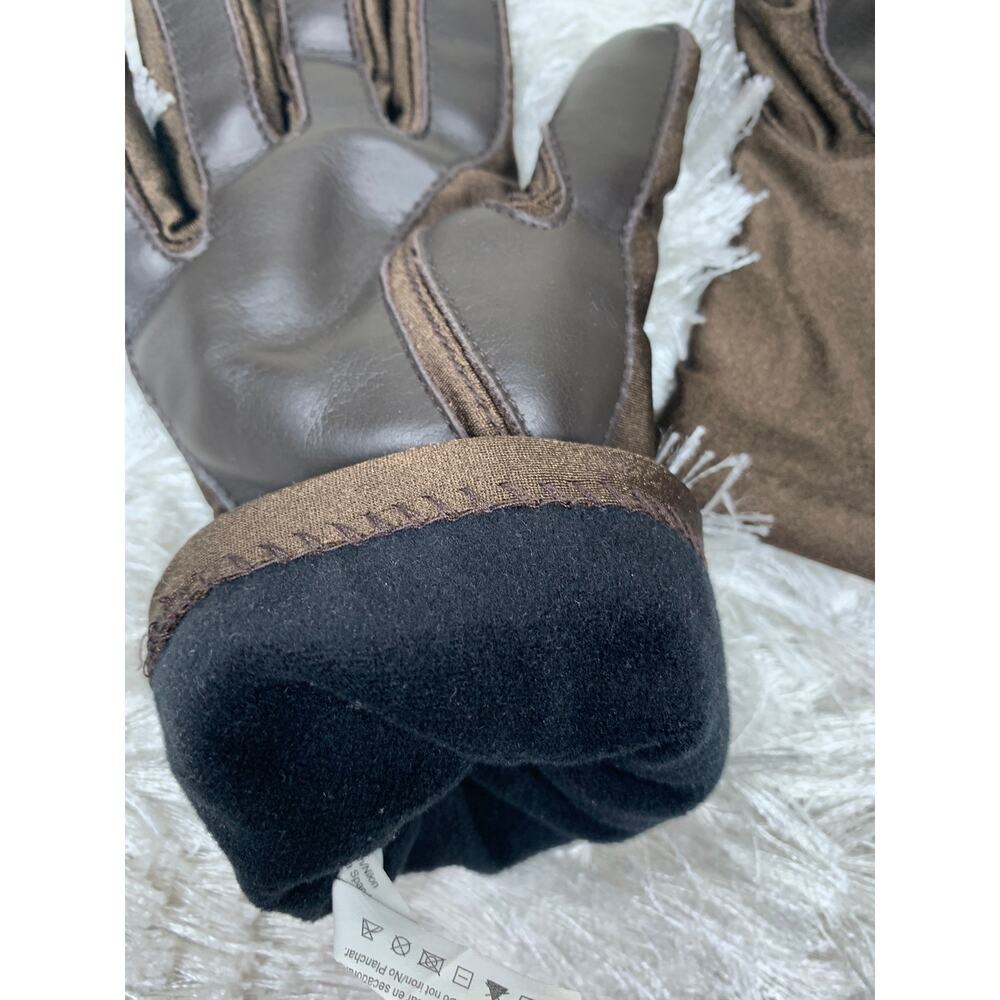 Isotoner Brown Gloves Faux Leather Palm Stretch Fabric Diagonal Tucks in Fabric - Picture 3 of 5